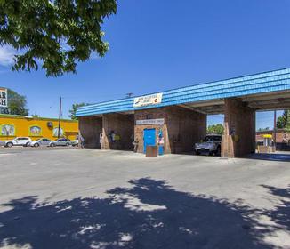 Hi Performance Car Wash exterior location in Denver